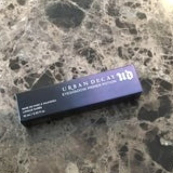 🎁NIB Urban Decay Original Eyeshadow Primer - Picture 2 of 4